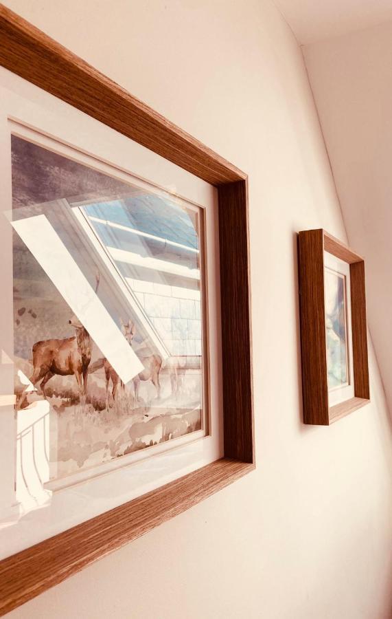 'Wardlaw View' Luxury Studio Apartment With Stunning View Kirkhill エクステリア 写真