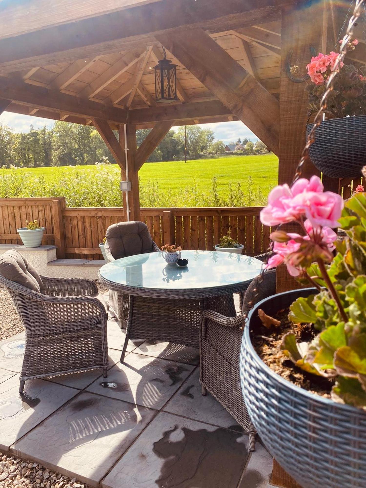 'Wardlaw View' Luxury Studio Apartment With Stunning View Kirkhill エクステリア 写真